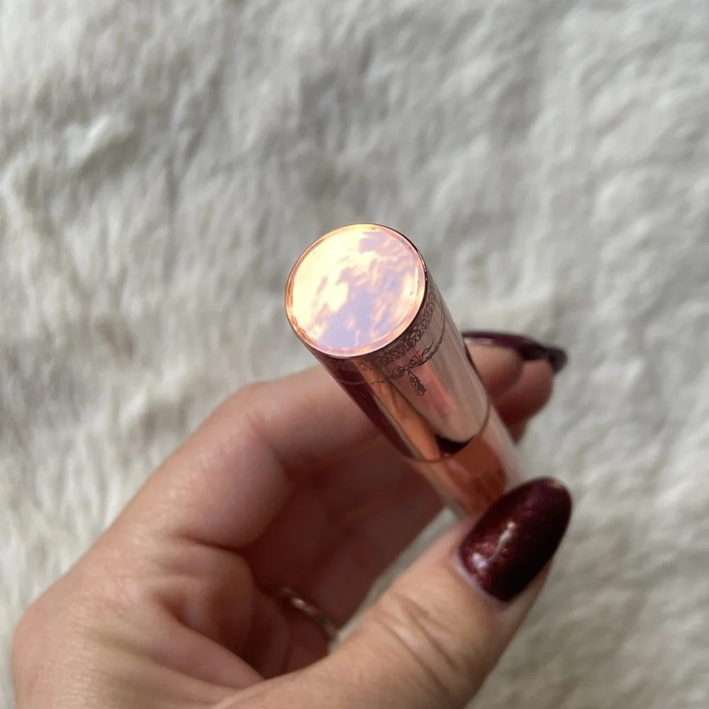 Too Faced Lip Injection Maximum Plump Lip gloss  Cotton candy kisses peachy pink